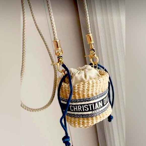 Dior Handbags - Dior raffia mini bucket bag rare crossbody